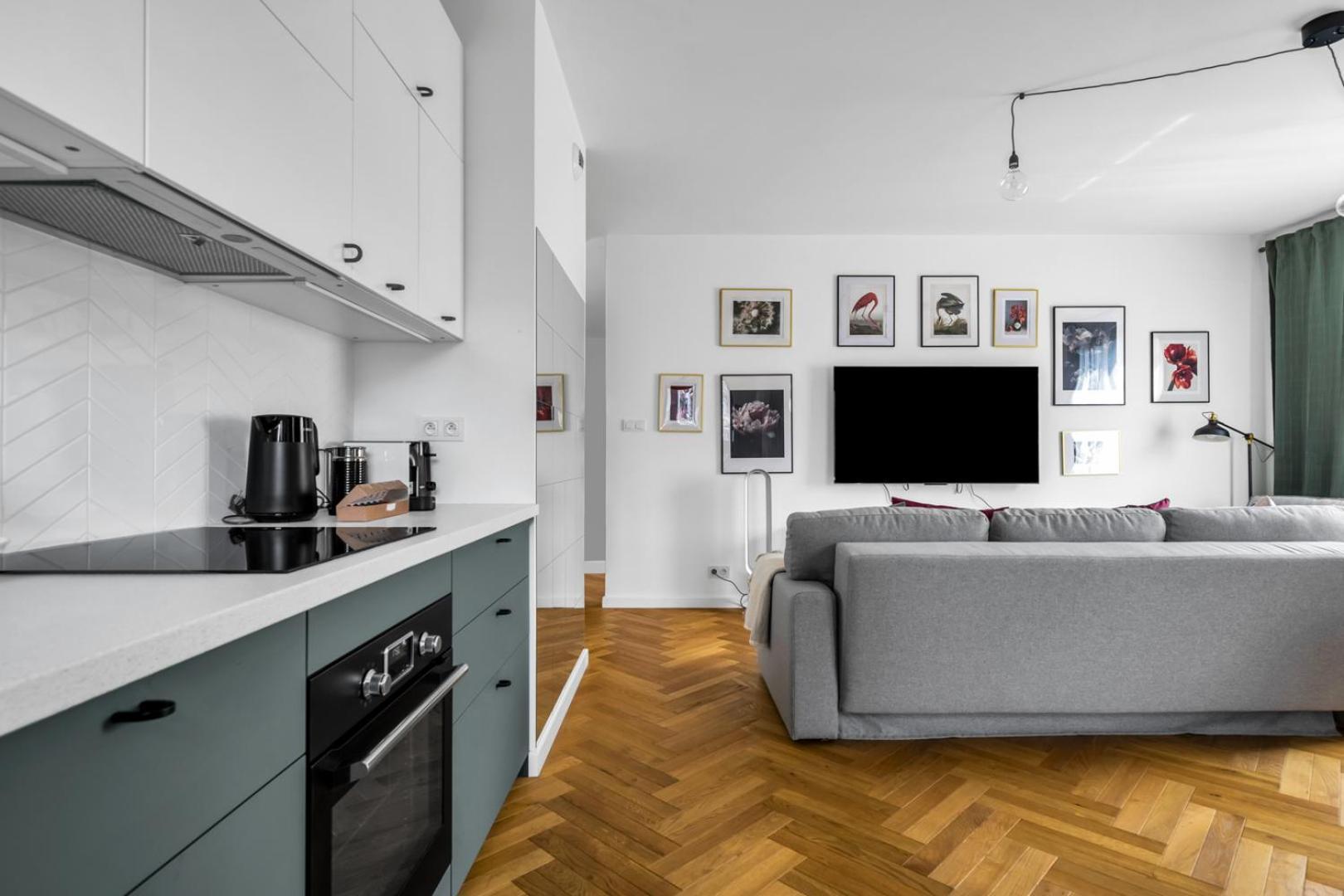 Skierniewicka Apt - Parking, Workspace, Balcony - By Rentujemy Варшава Екстер'єр фото